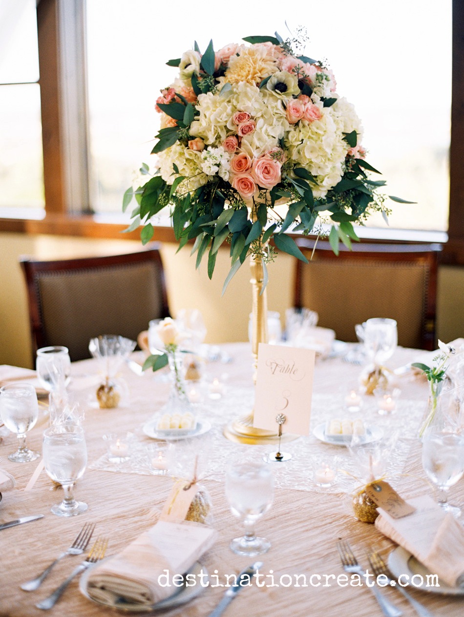 Blush & gold wedding centerpiece